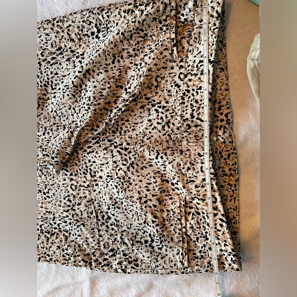 Chico’s Brigitte So Slimming size 2.5R animal print ankle pants - Picture 11 of 13